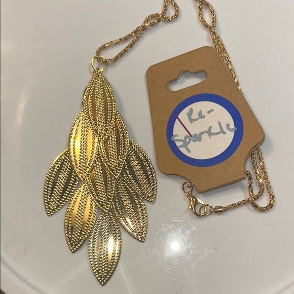 Gold Leaf Pendant Necklace by - Picture 1 of 4